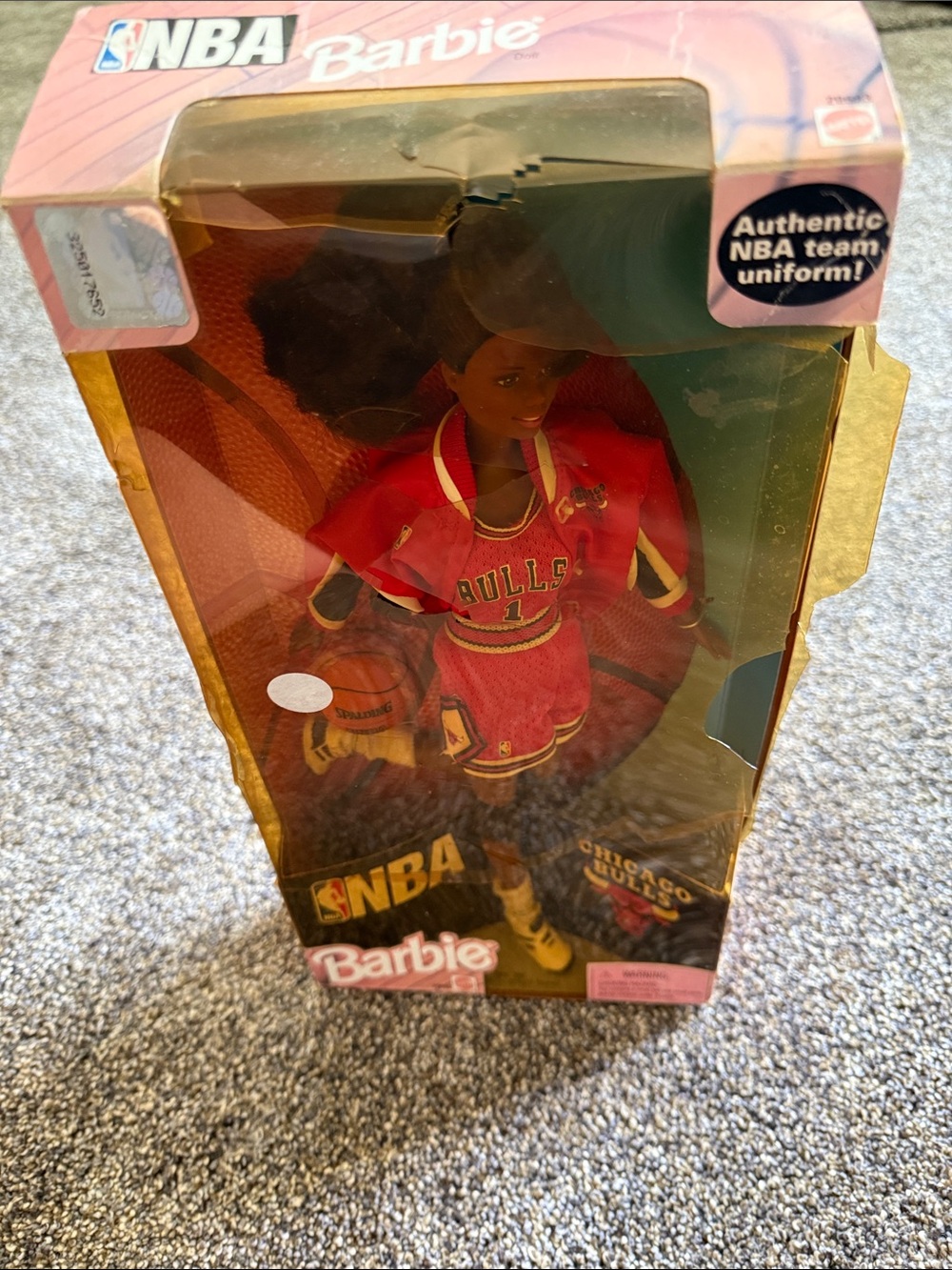 NBA Barbie - Picture 5 of 7